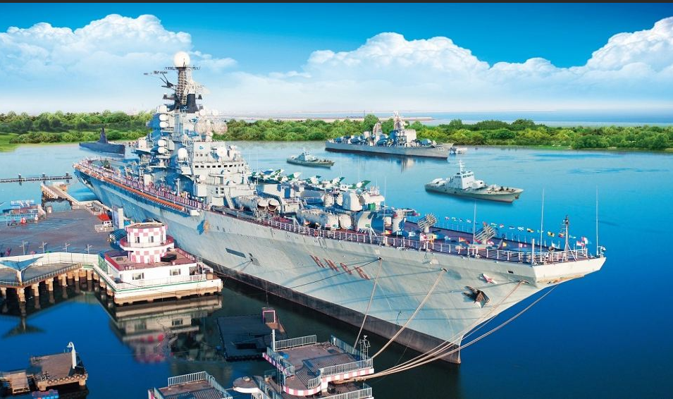 泰达航母主题乐园票务系统“全速启航”：小泥人如何率领“自产闸机舰队”把钢铁巨兽变成“智慧母港”？